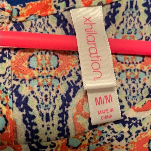 Patterned top - Picture 3 of 3